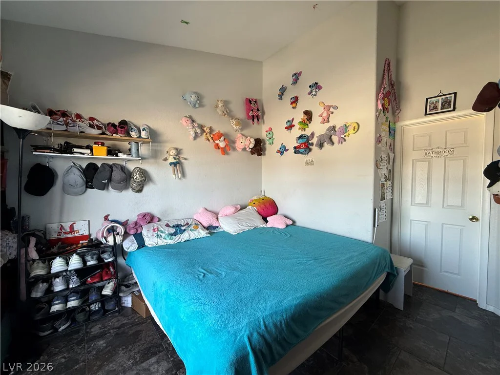 960 Sloan, Las Vegas, NV 89110