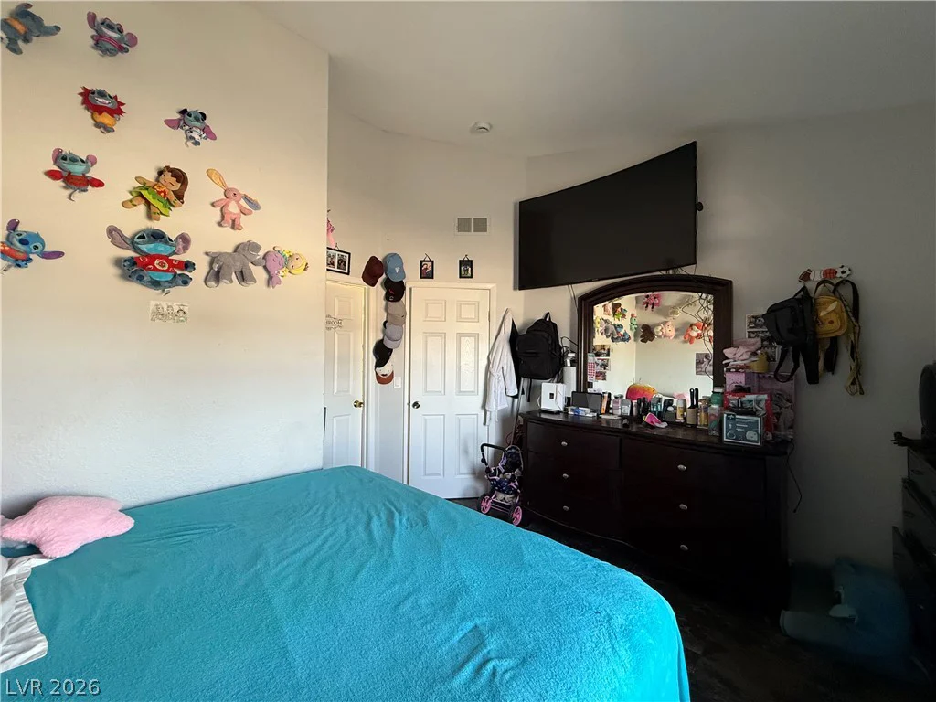 960 Sloan, Las Vegas, NV 89110