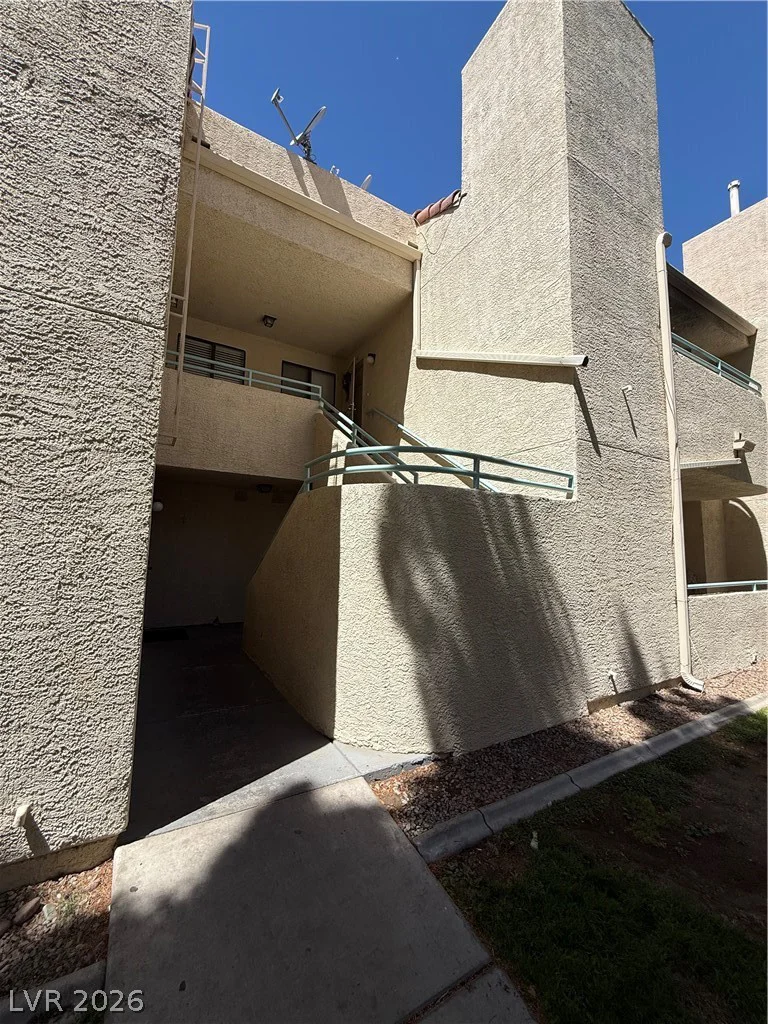 960 Sloan, Las Vegas, NV 89110