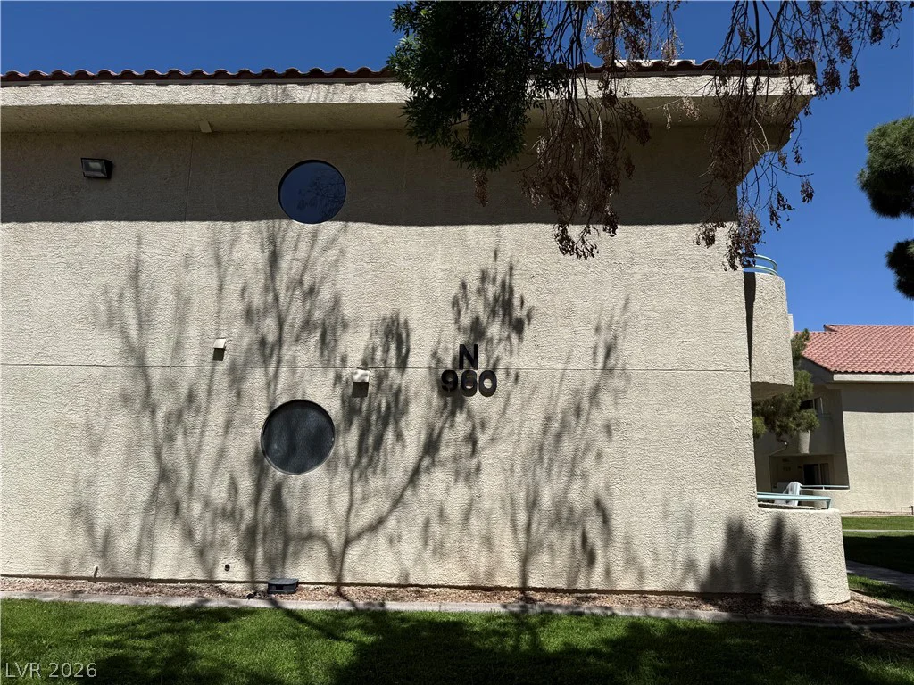 960 Sloan, Las Vegas, NV 89110