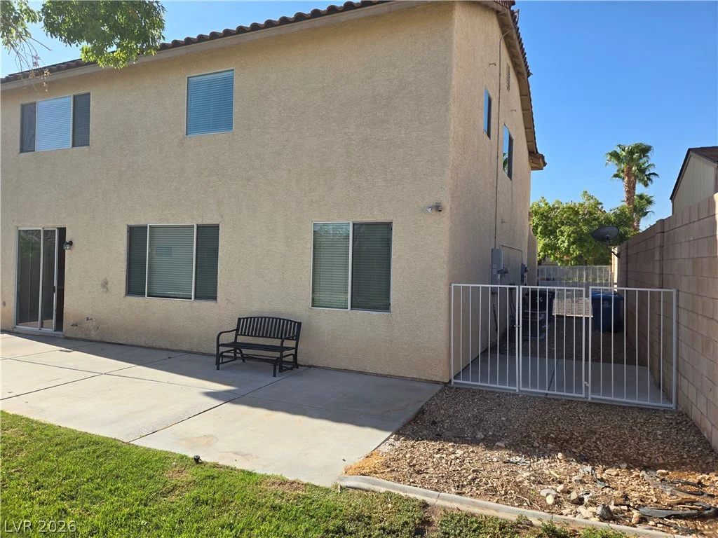 8350 Sterling Harbor, Las Vegas, NV 89117