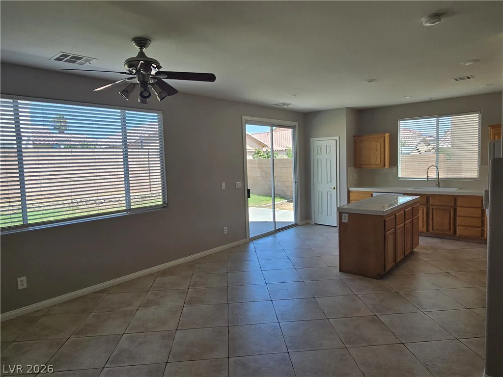 8350 Sterling Harbor, Las Vegas, NV 89117