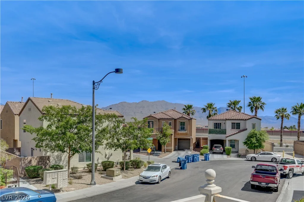 8953 Careful Canvas, Las Vegas, NV 89149