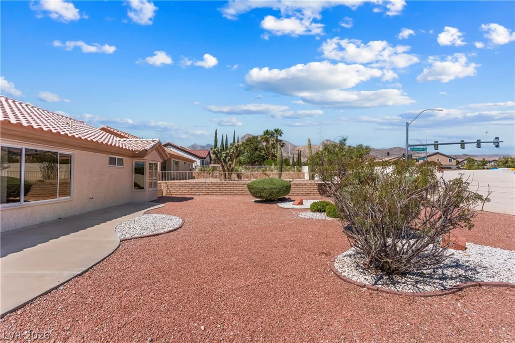 10032 Villa Ridge, Las Vegas, NV 89134