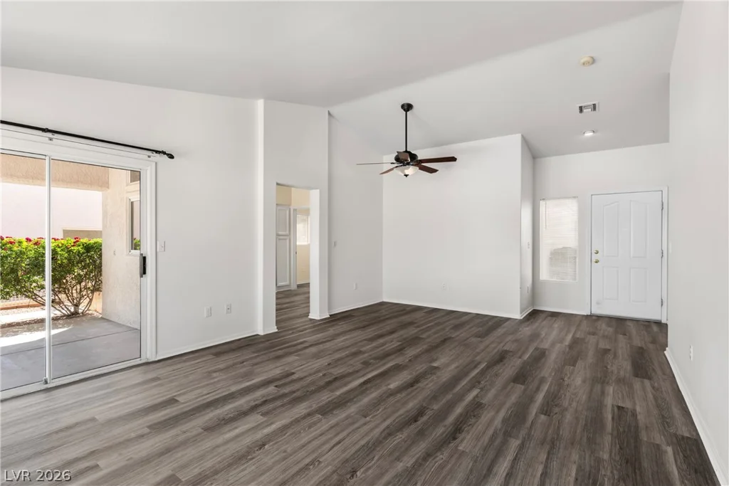 10032 Villa Ridge, Las Vegas, NV 89134