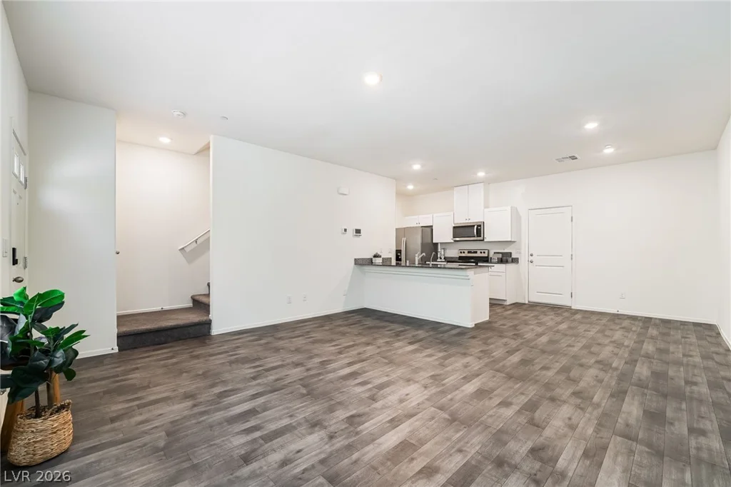 7483 Coastal Ledge, Las Vegas, NV 89139