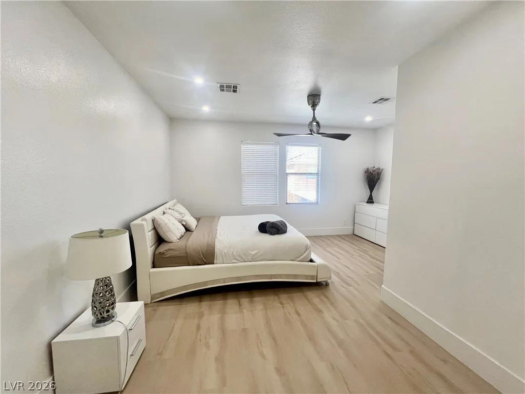 3779 Robert Randolf, Las Vegas, NV 89147