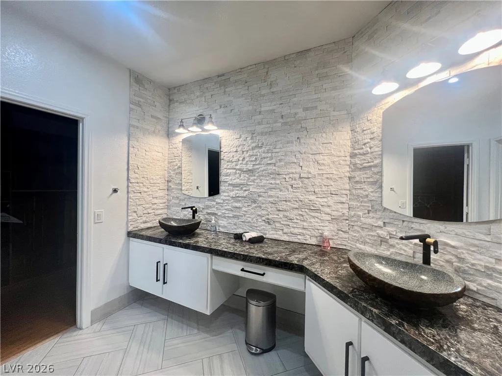3779 Robert Randolf, Las Vegas, NV 89147