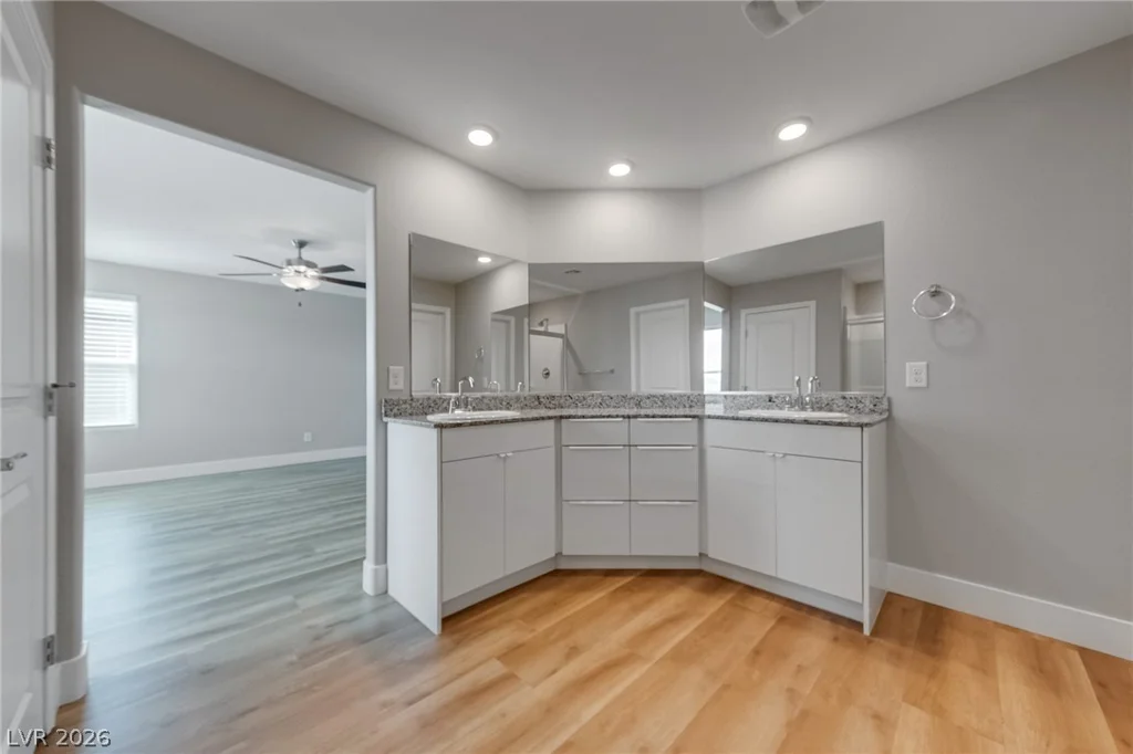 4528 Pointleaf, North Las Vegas, NV 89032