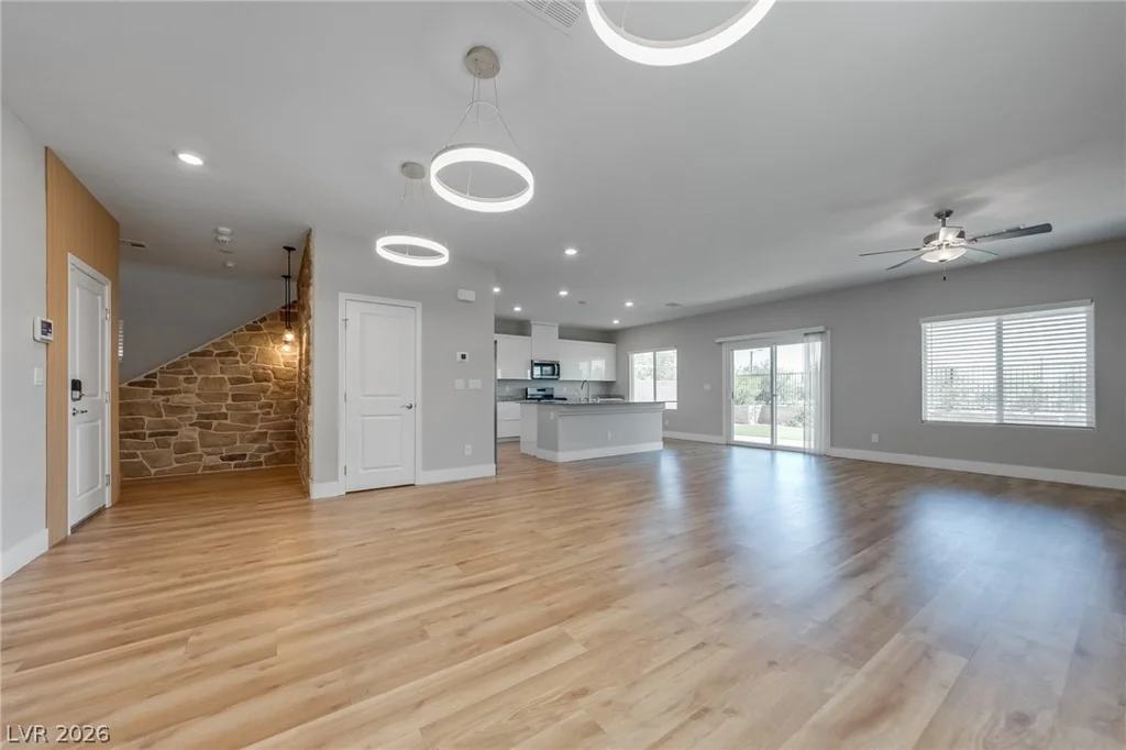 4528 Pointleaf, North Las Vegas, NV 89032