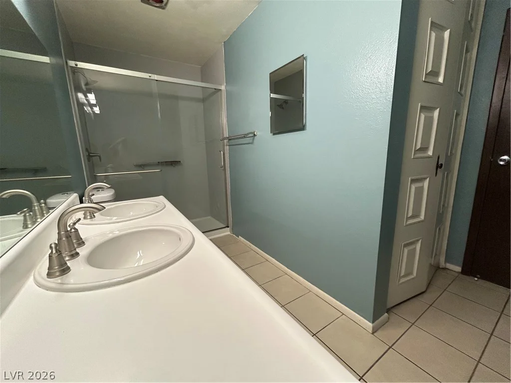 6417 Ironbark, Las Vegas, NV 89107