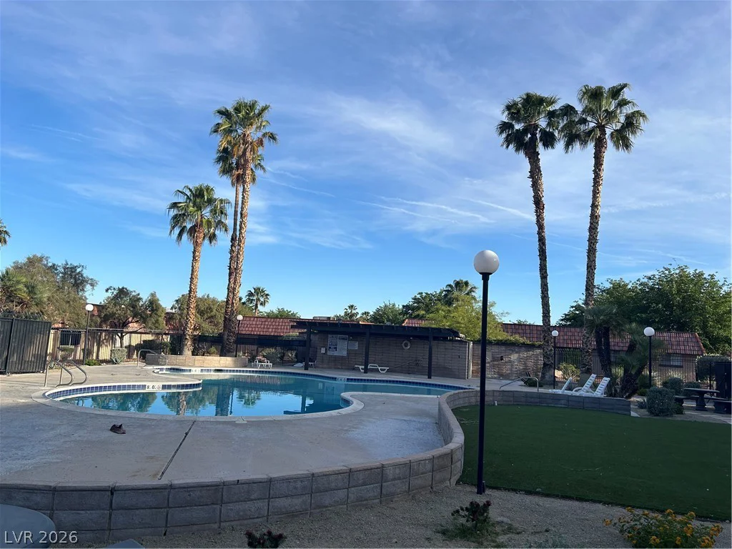 6417 Ironbark, Las Vegas, NV 89107