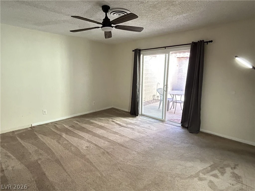 6417 Ironbark, Las Vegas, NV 89107