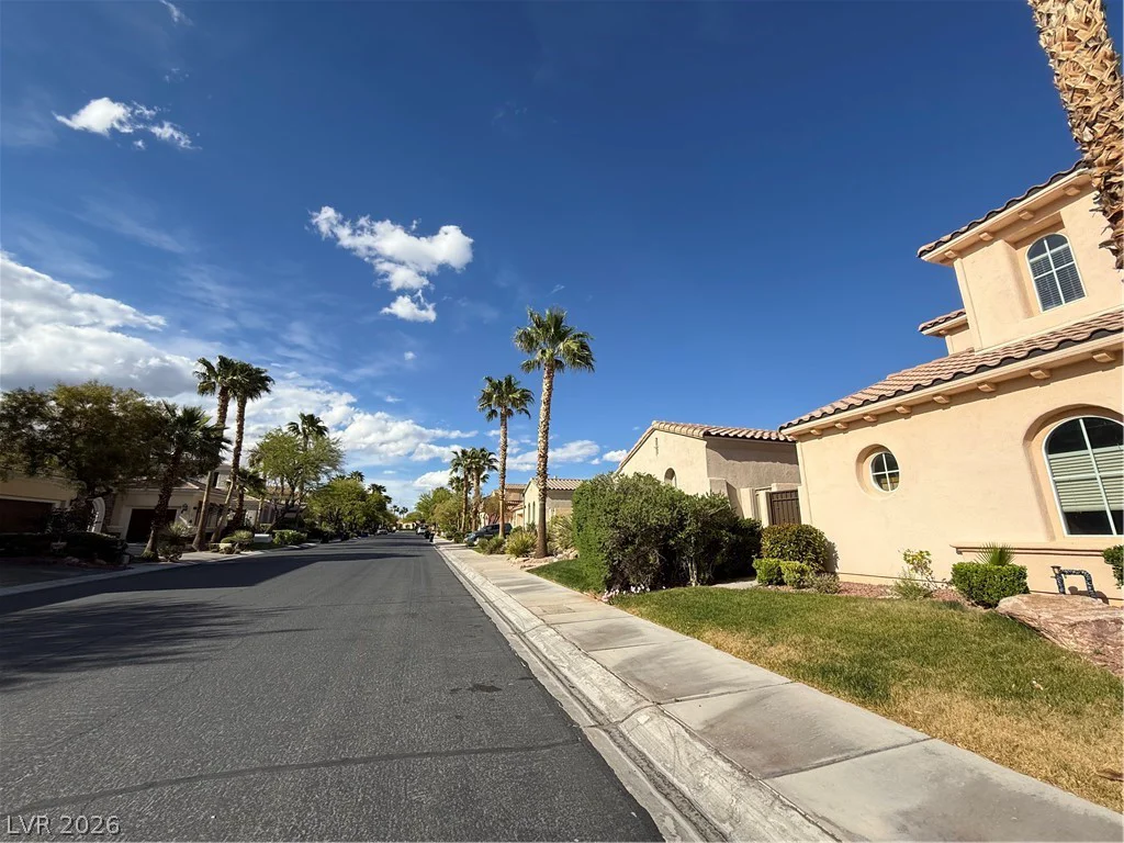 2870 Soft Horizon, Las Vegas, NV 89135
