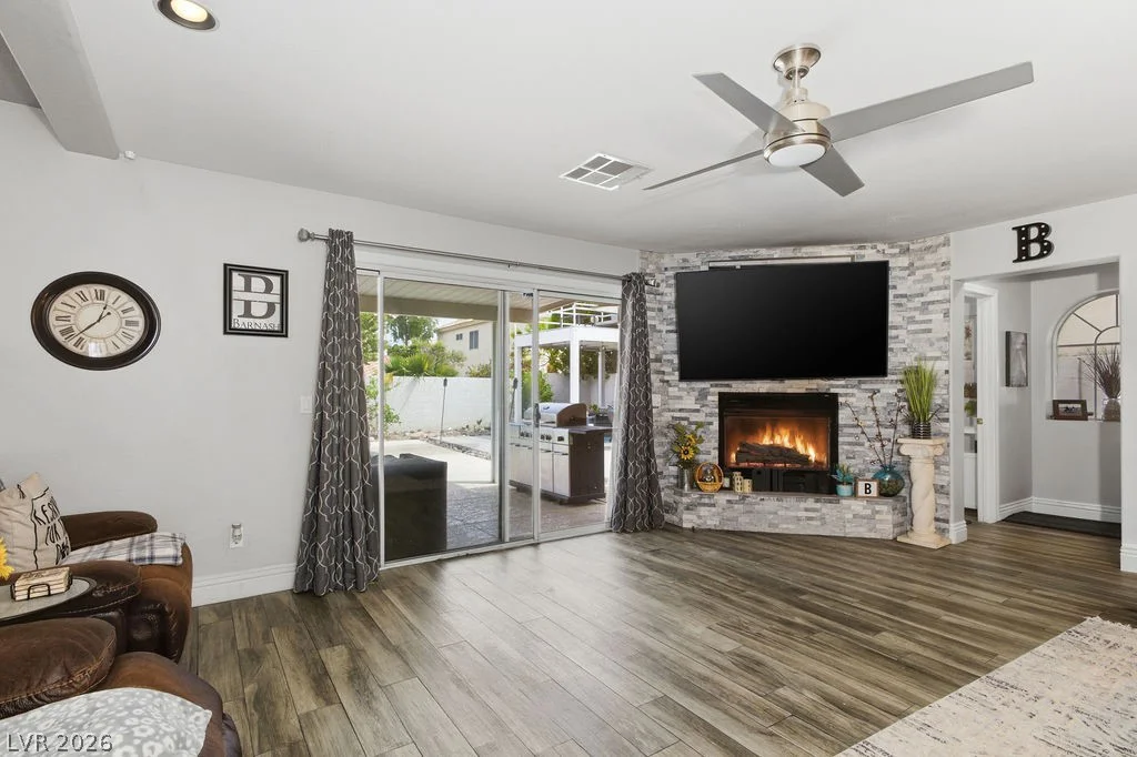 9530 Summersweet, Las Vegas, NV 89123