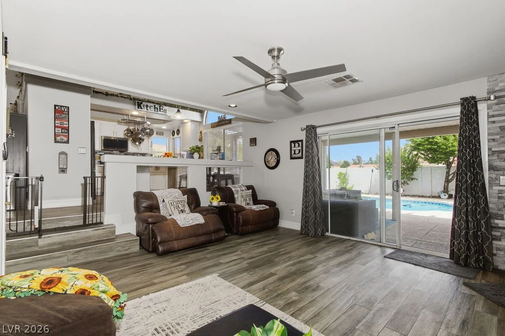 9530 Summersweet, Las Vegas, NV 89123