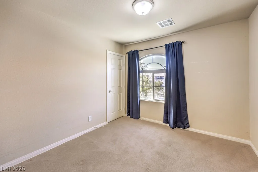 5914 Gordon Creek, Las Vegas, NV 89139