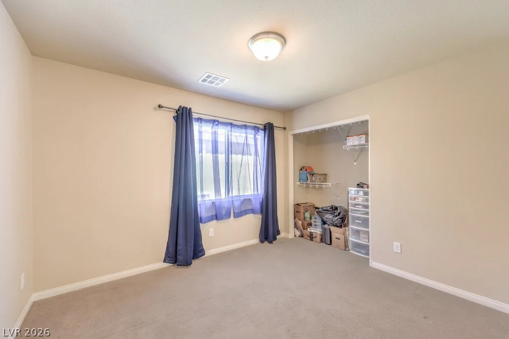 5914 Gordon Creek, Las Vegas, NV 89139