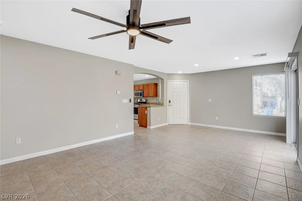 5618 Moccasin Point, Las Vegas, NV 89148