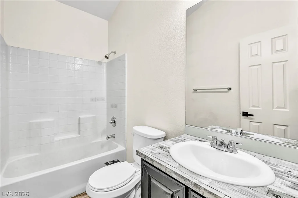 6062 Carlsbad, Las Vegas, NV 89156