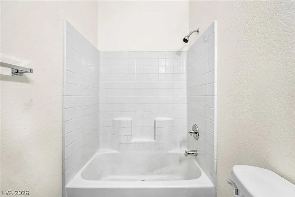 6062 Carlsbad, Las Vegas, NV 89156