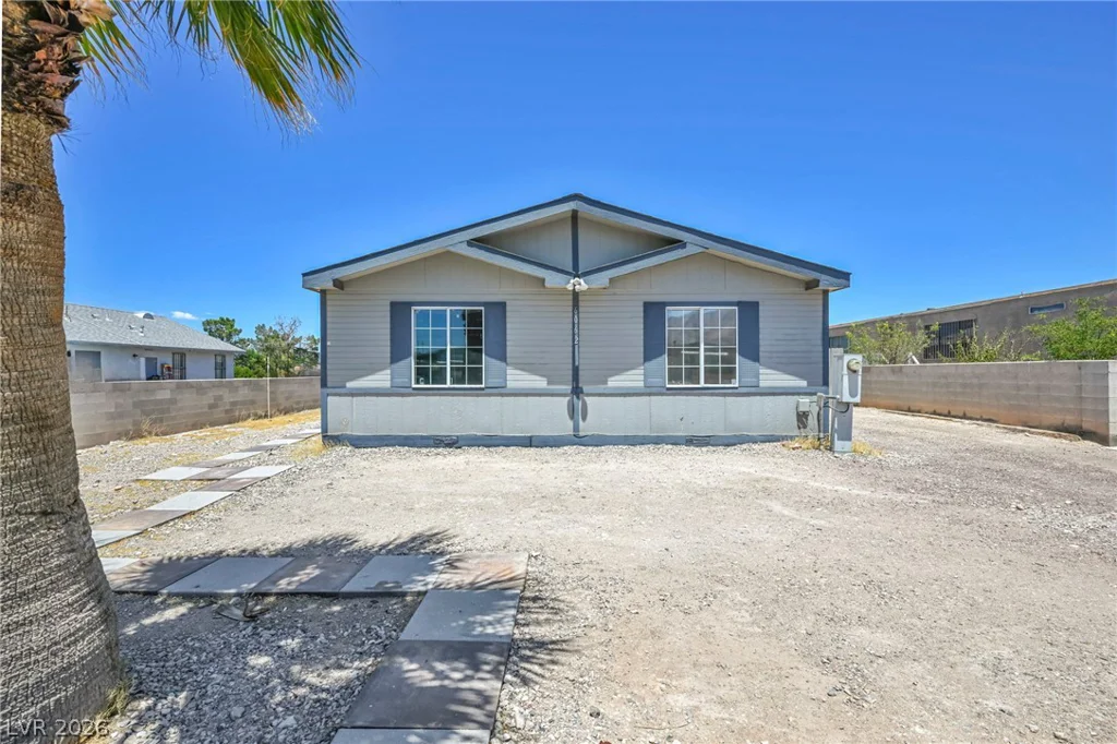 6062 Carlsbad, Las Vegas, NV 89156