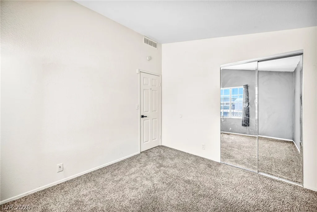 6062 Carlsbad, Las Vegas, NV 89156