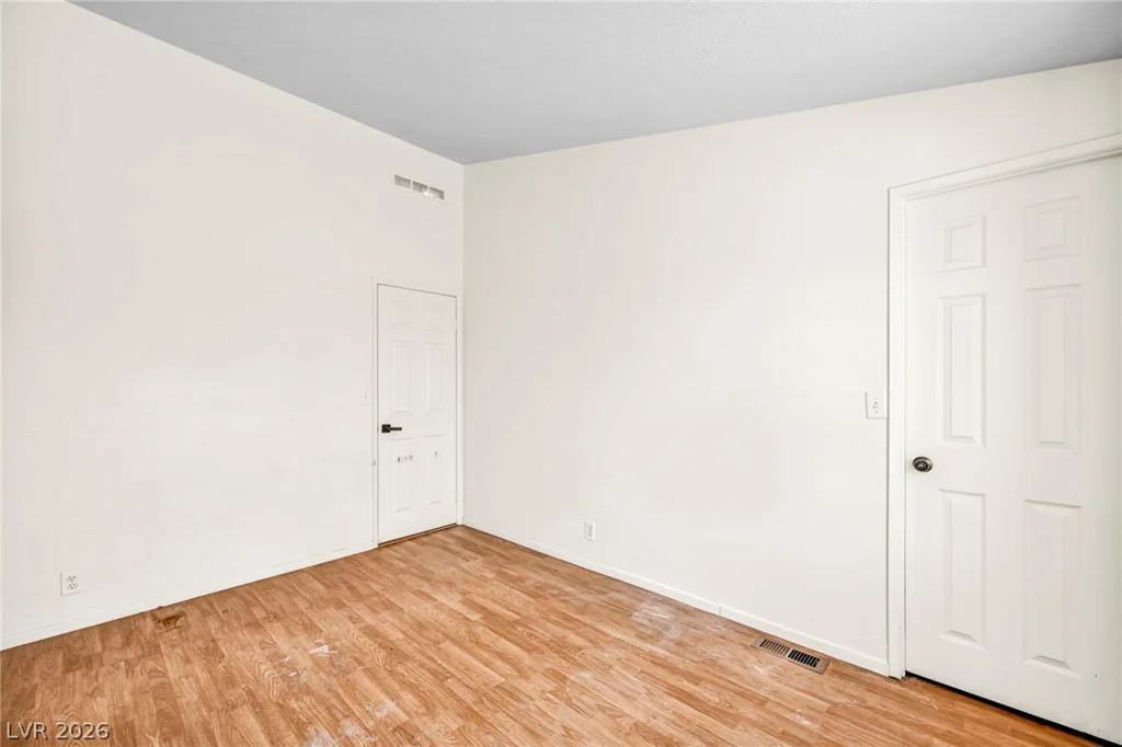 6062 Carlsbad, Las Vegas, NV 89156