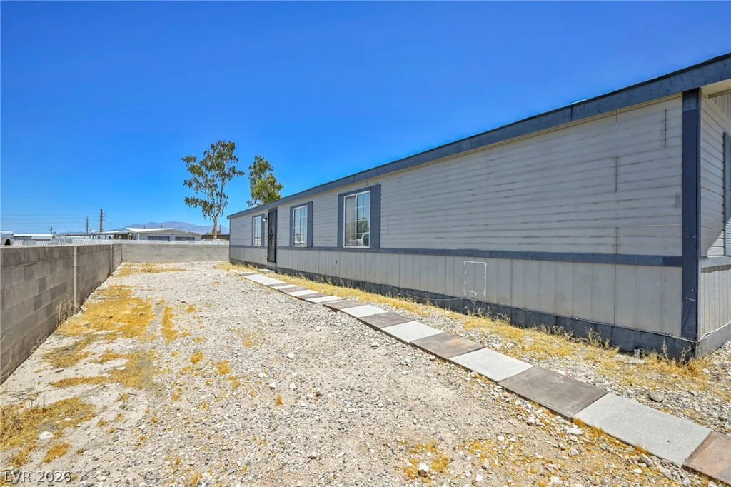 6062 Carlsbad, Las Vegas, NV 89156