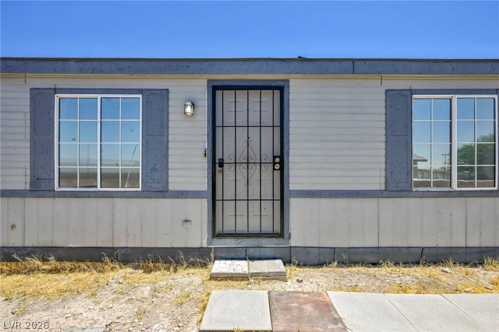 6062 Carlsbad, Las Vegas, NV 89156