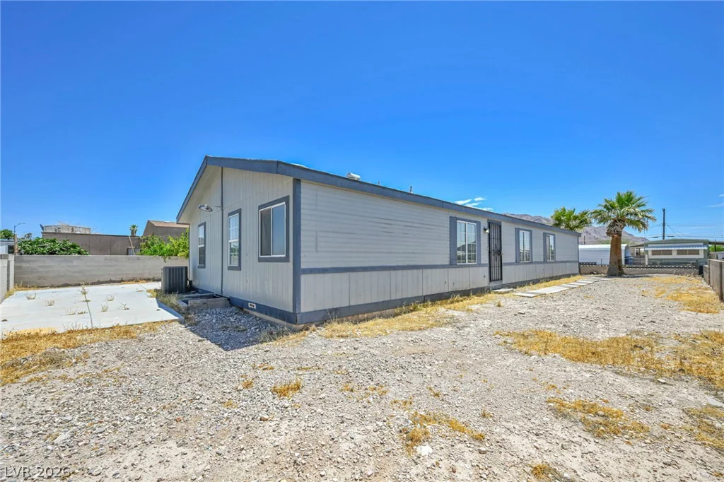 6062 Carlsbad, Las Vegas, NV 89156