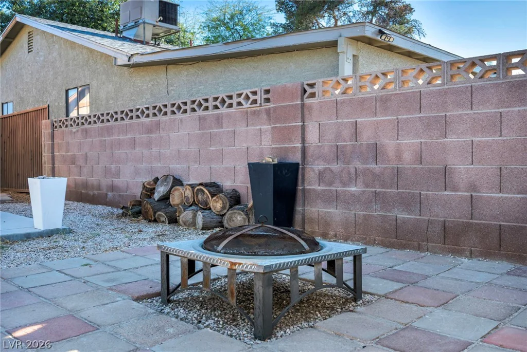 4736 Mohave, Las Vegas, NV 89104