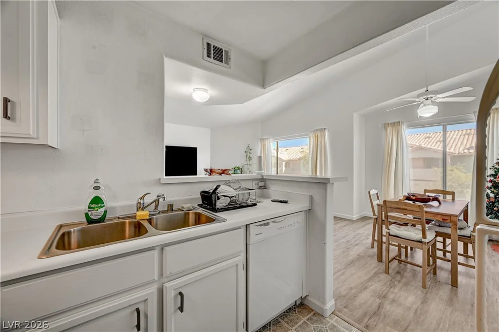 8450 Alta, Las Vegas, NV 89145
