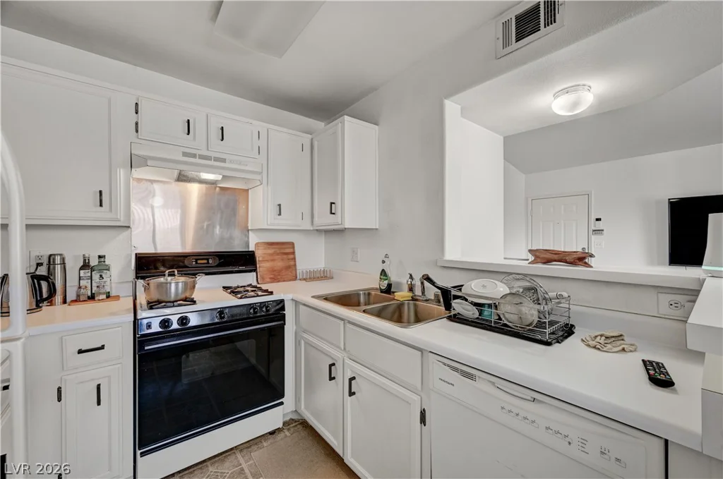 8450 Alta, Las Vegas, NV 89145