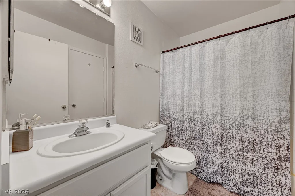 8450 Alta, Las Vegas, NV 89145