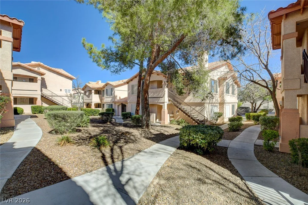 8450 Alta, Las Vegas, NV 89145