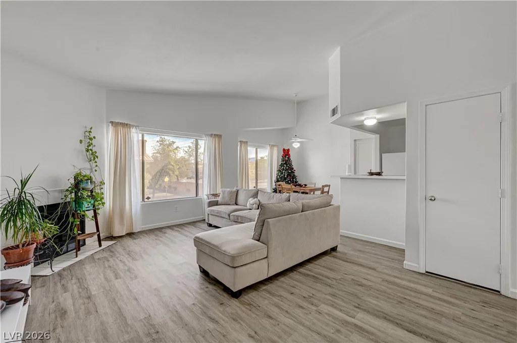 8450 Alta, Las Vegas, NV 89145