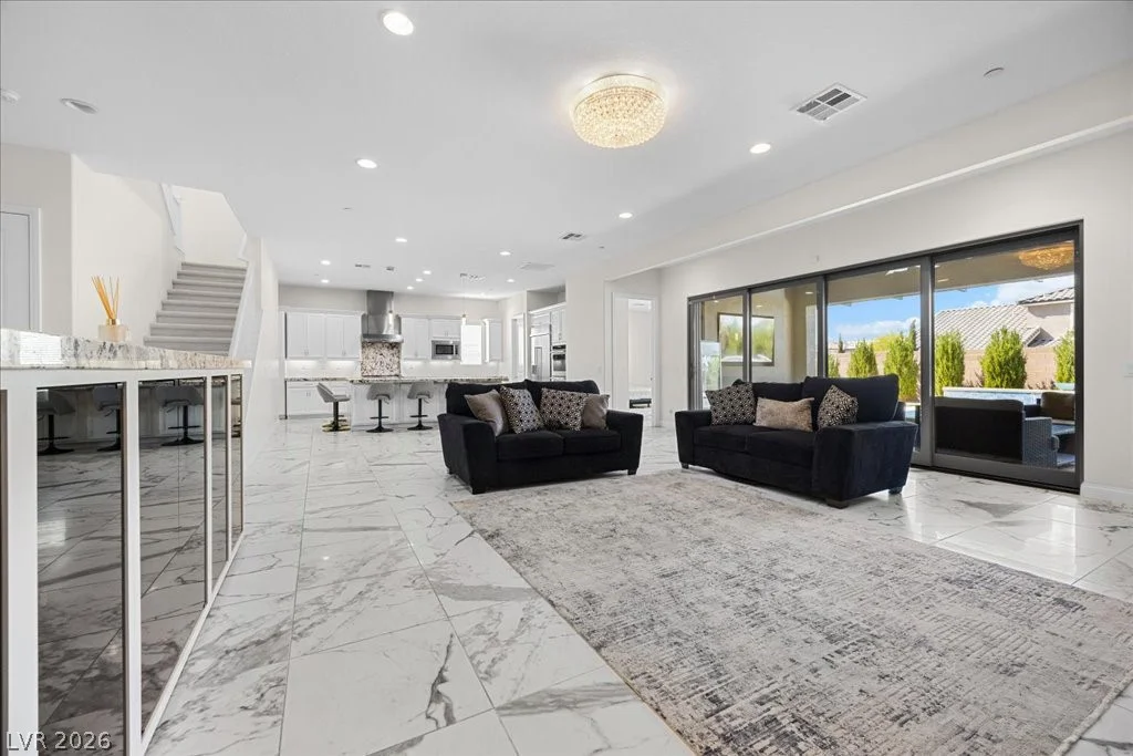 2803 Candelaria, Henderson, NV 89074