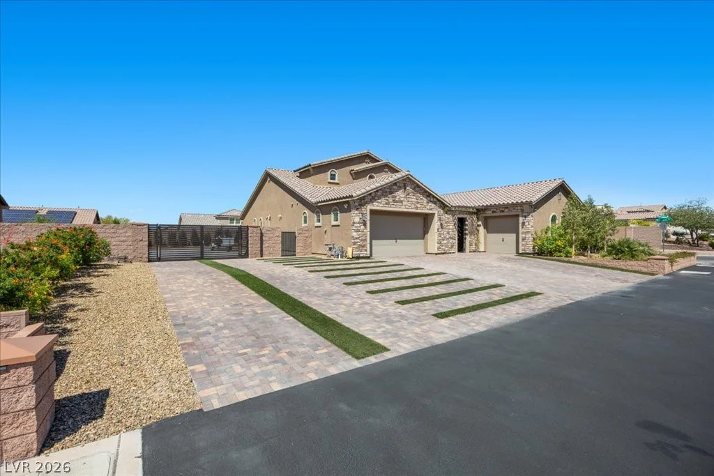 2803 Candelaria, Henderson, NV 89074