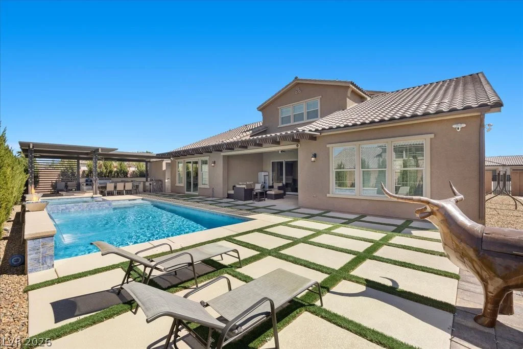 2803 Candelaria, Henderson, NV 89074