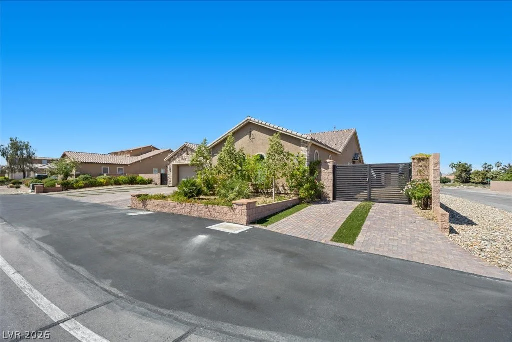 2803 Candelaria, Henderson, NV 89074