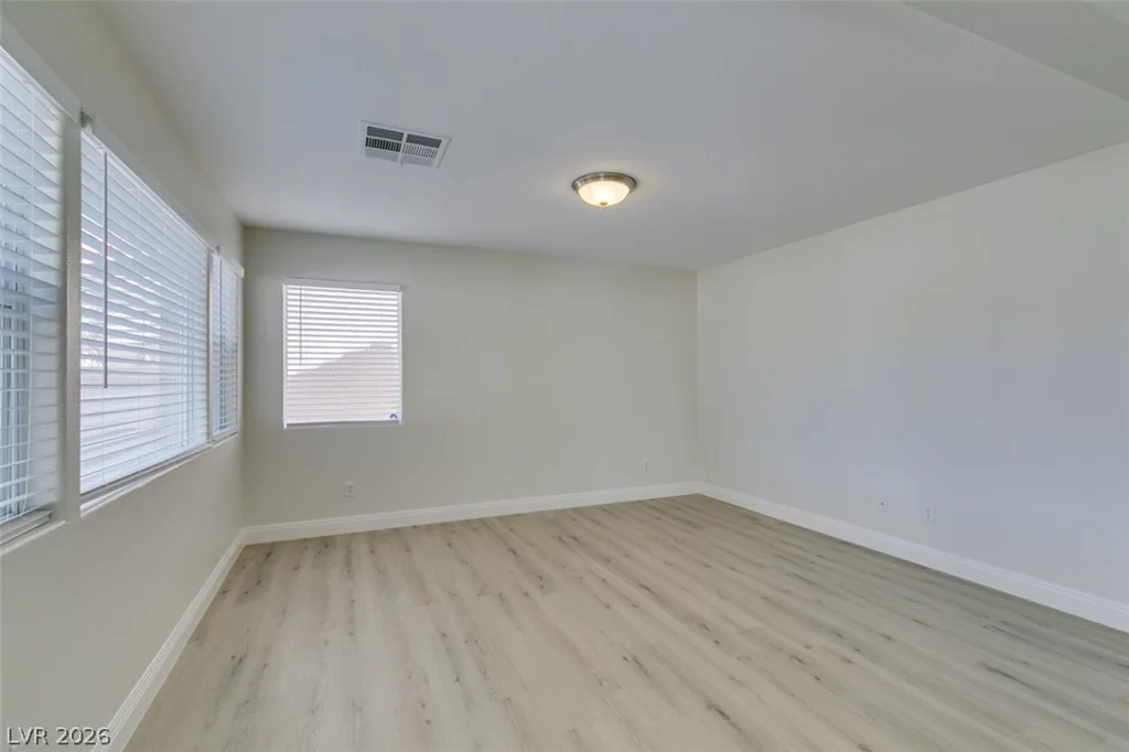 8021 Copperhead Creek, Las Vegas, NV 89143