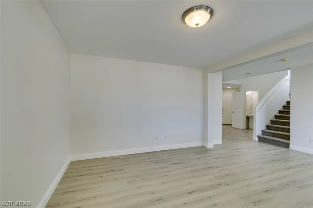 8021 Copperhead Creek, Las Vegas, NV 89143