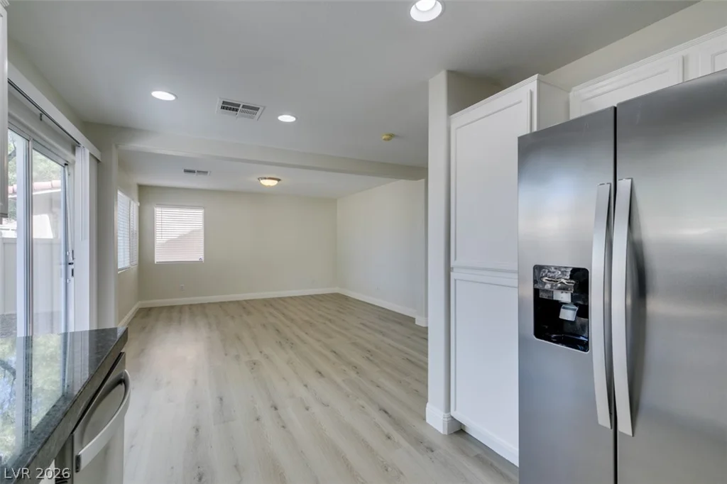 8021 Copperhead Creek, Las Vegas, NV 89143