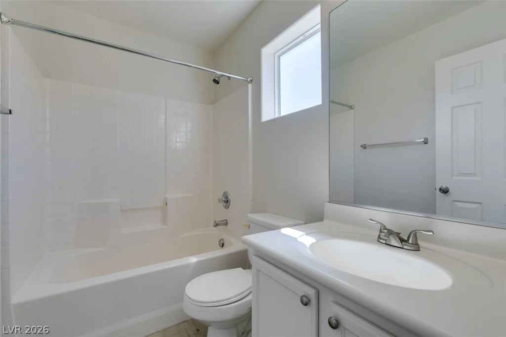 8021 Copperhead Creek, Las Vegas, NV 89143