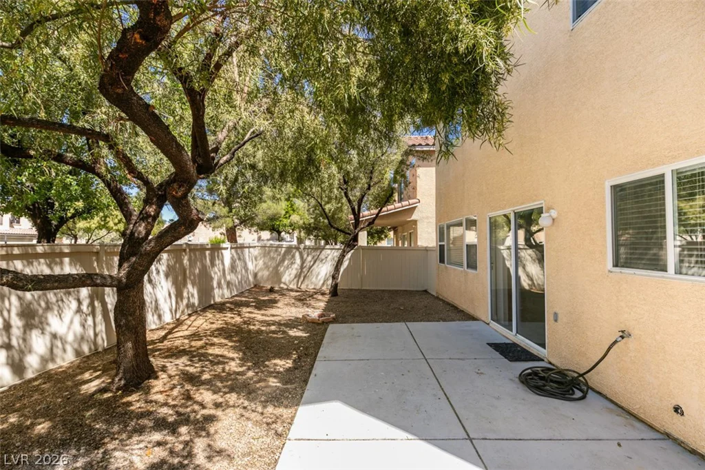 8021 Copperhead Creek, Las Vegas, NV 89143