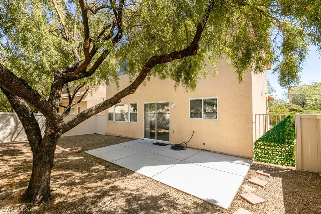 8021 Copperhead Creek, Las Vegas, NV 89143