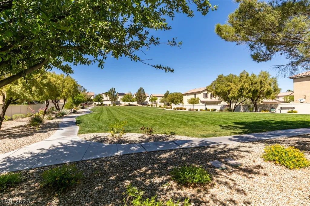8021 Copperhead Creek, Las Vegas, NV 89143