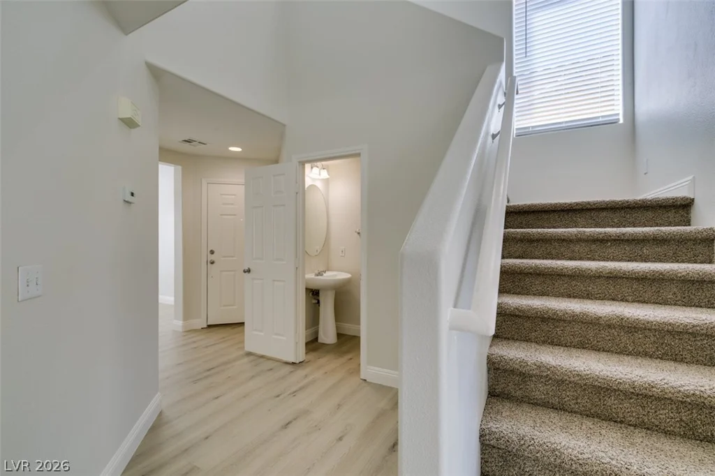8021 Copperhead Creek, Las Vegas, NV 89143