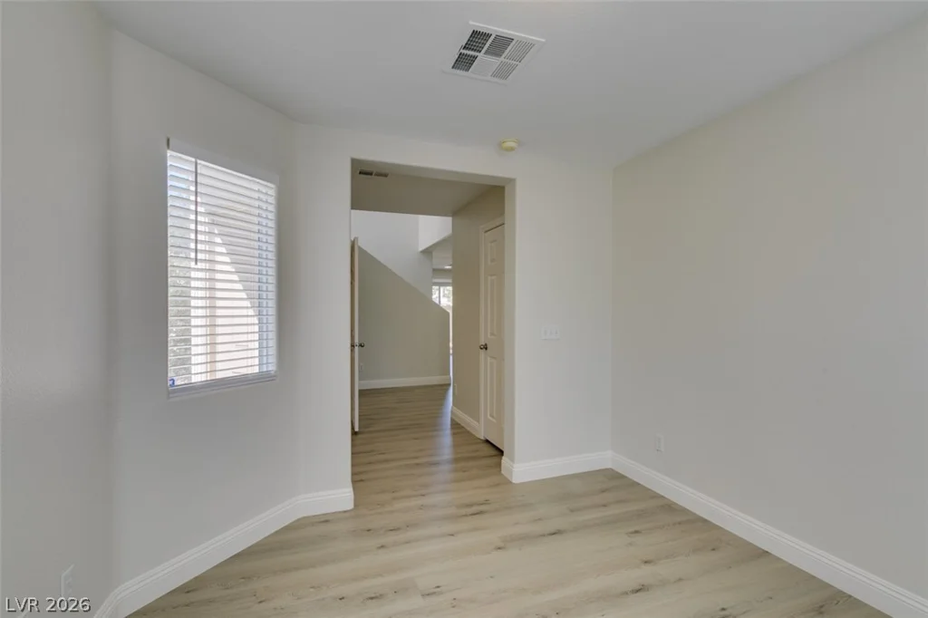 8021 Copperhead Creek, Las Vegas, NV 89143